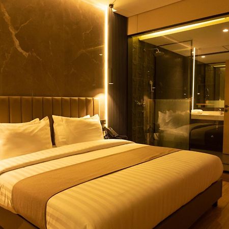 The Blowfish Hotel Lagos Exterior photo
