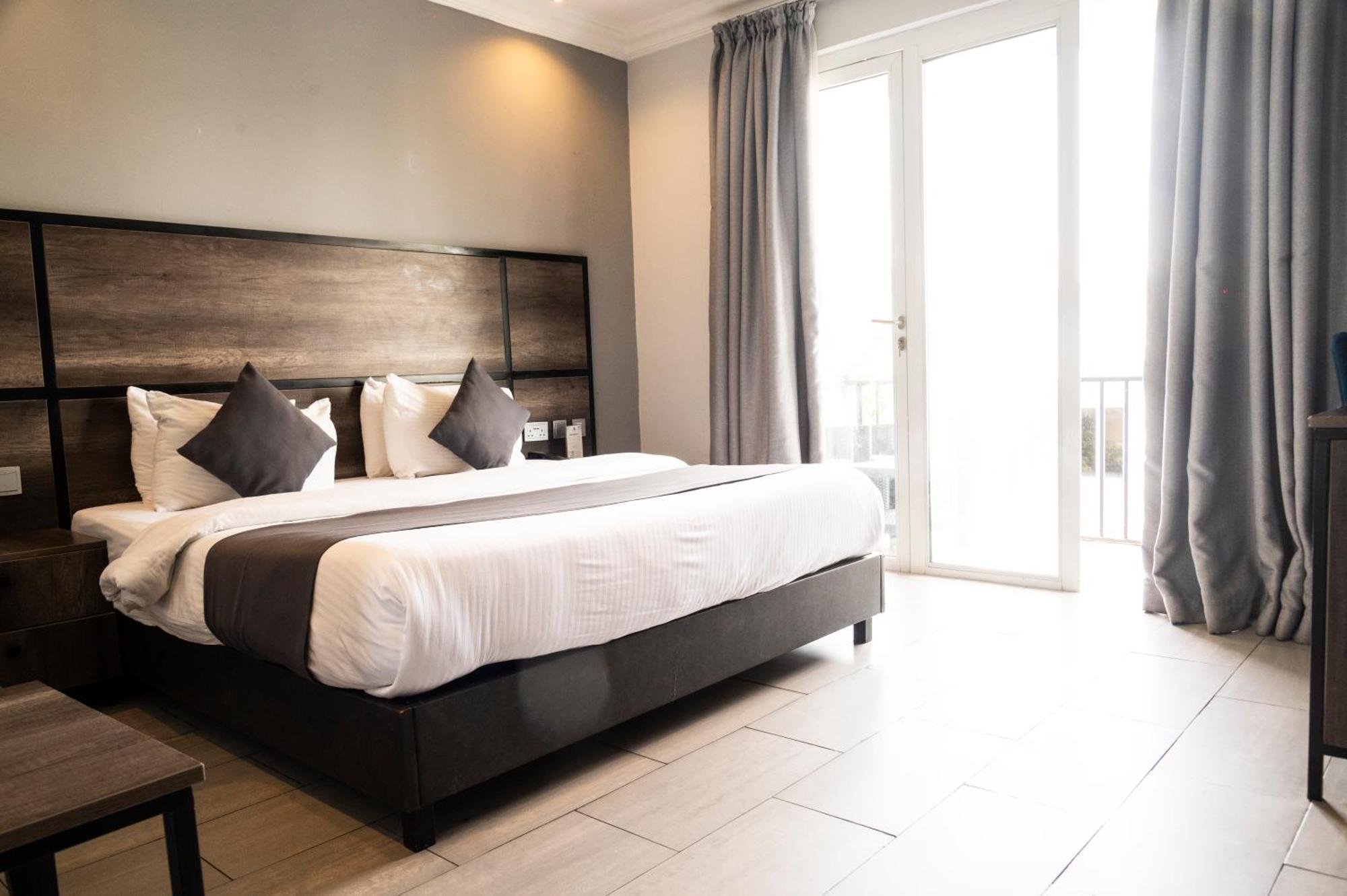 The Blowfish Hotel Lagos Room photo