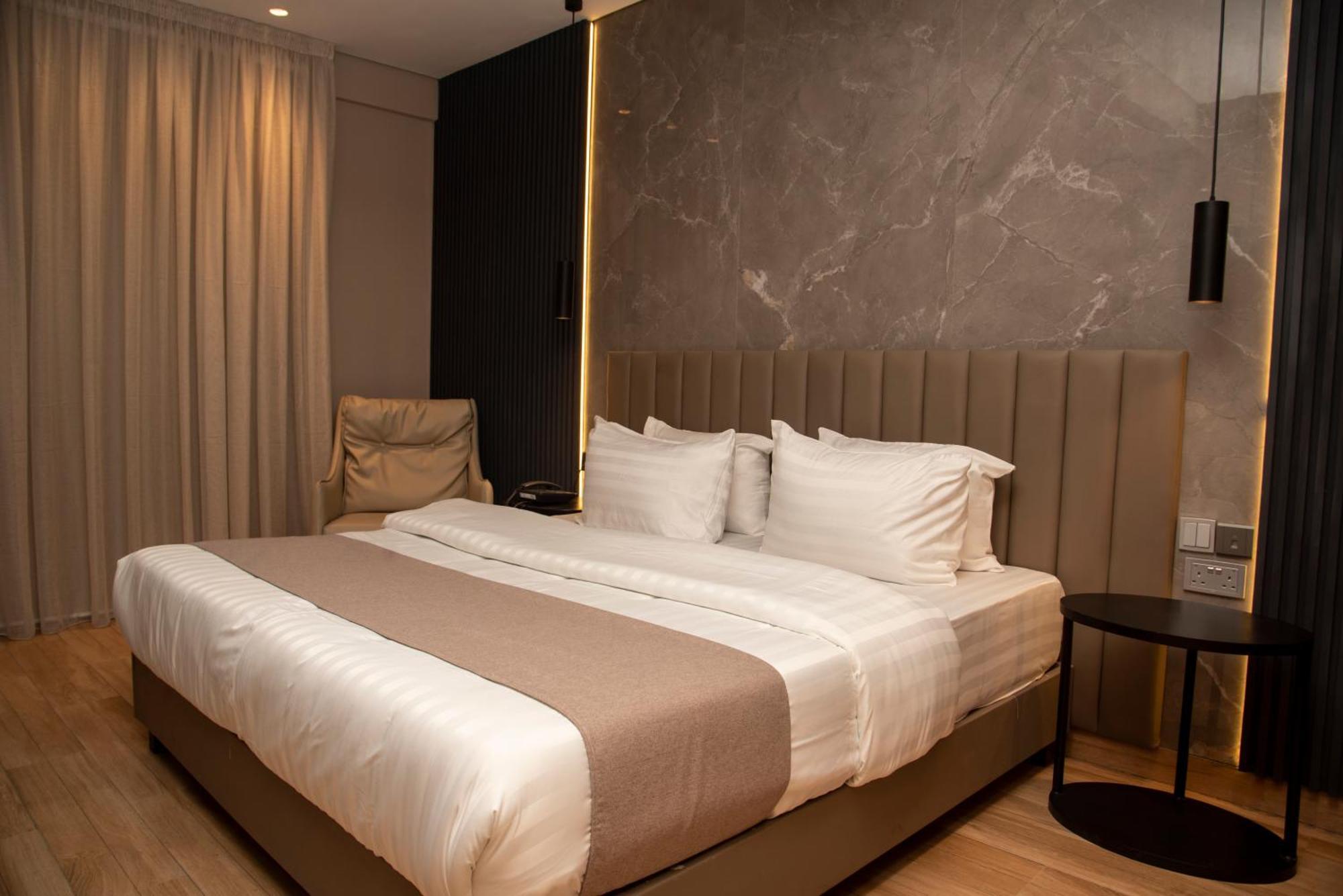 The Blowfish Hotel Lagos Exterior photo