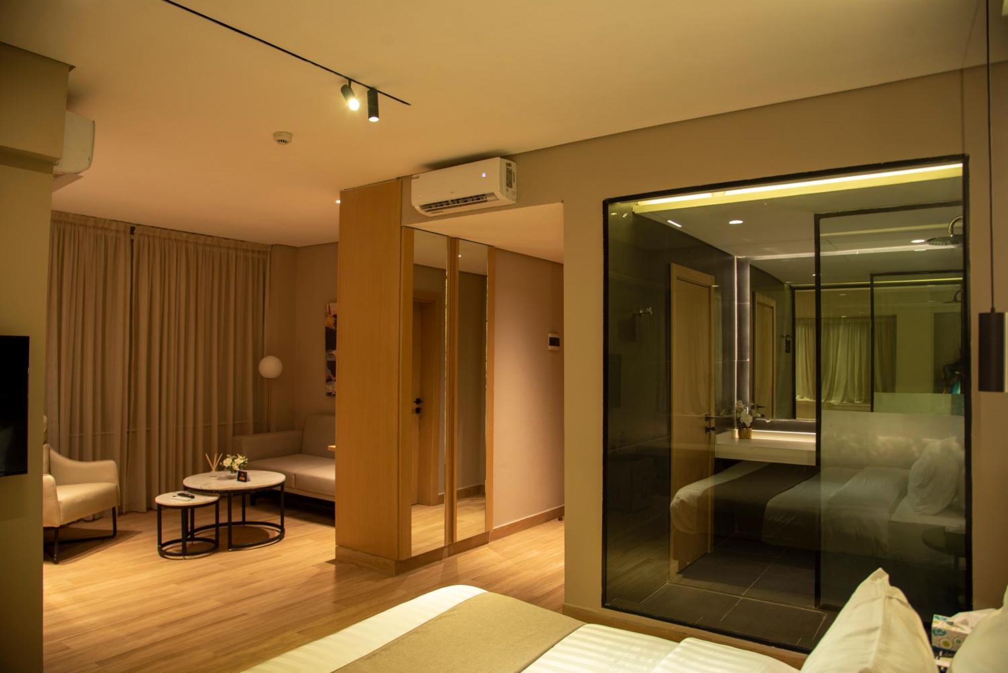 The Blowfish Hotel Lagos Exterior photo